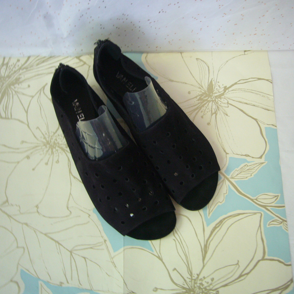 Vaneli Black Nubuck Laser cut polka dot Wedge Sandal - 10M Peep Toe Zip Back - Picture 7 of 8